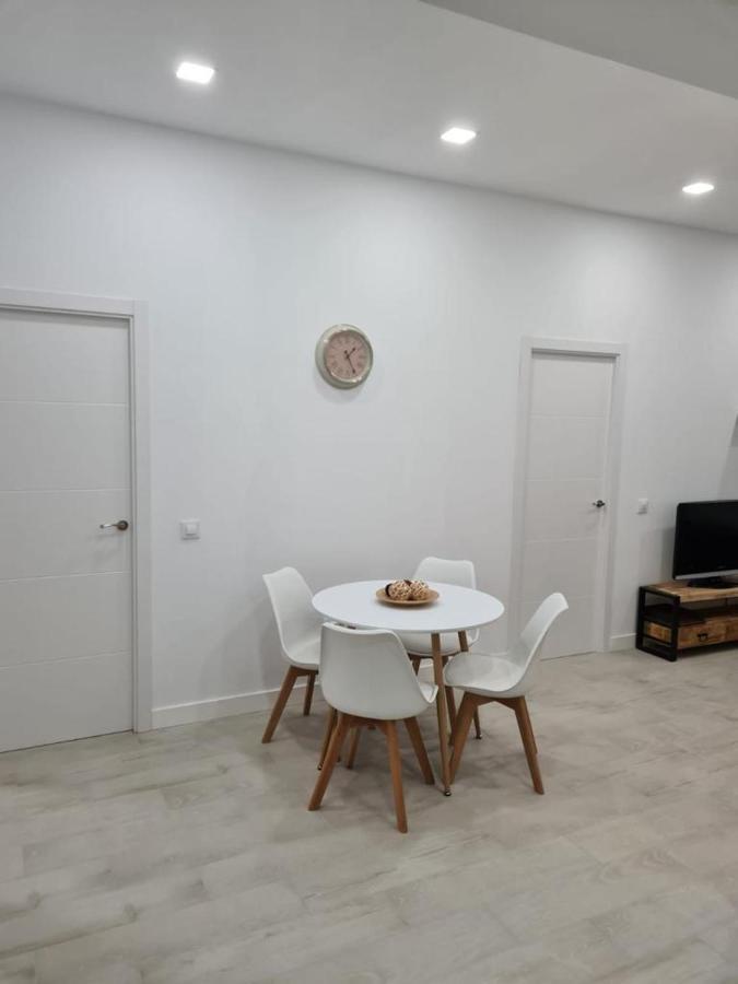 Appartamento Apartamento Pet-Friendly En Atocha By Bebalmy Madrid Esterno foto