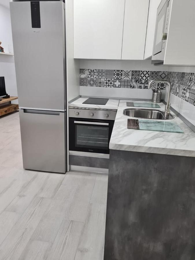 Appartamento Apartamento Pet-Friendly En Atocha By Bebalmy Madrid Esterno foto